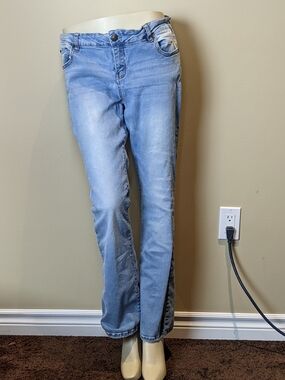 🇨🇦 Bluenotes Curvy Slim Boot Cut Jeans